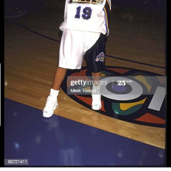 MTV | Shirts | Mtv Bricklayers Aaliyah 